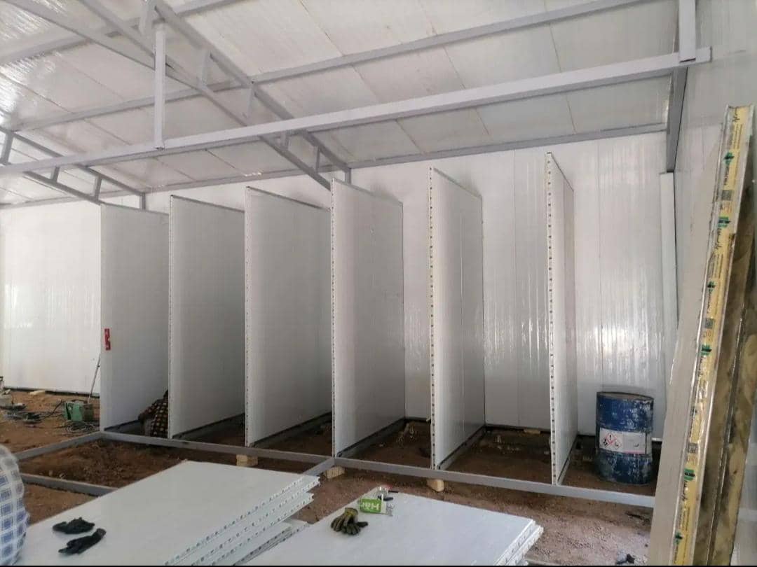 اجرای ساندویچ پانل هدایتی در اصفهان